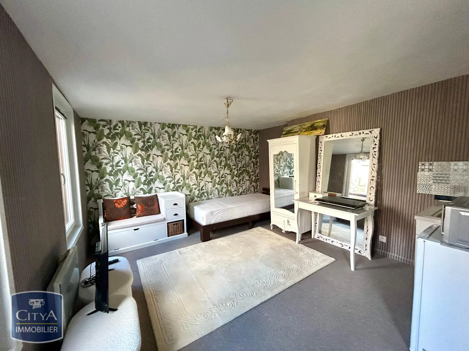 Photo 1 Appartement 1 pièce 18m²
