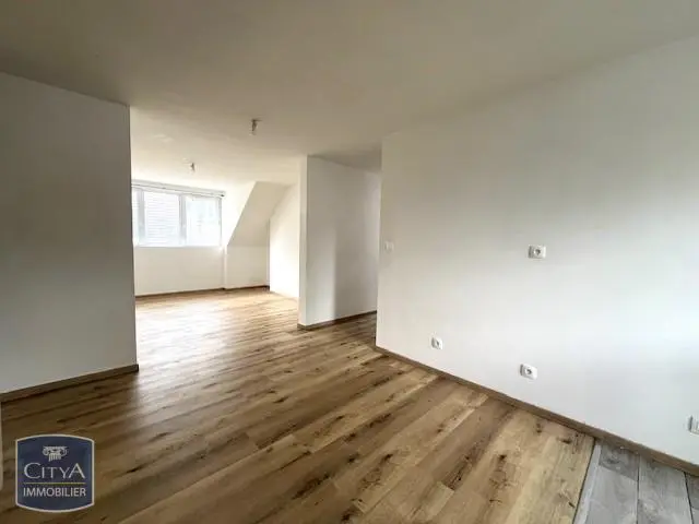 Photo 2 Appartement 4 pièces 76m²