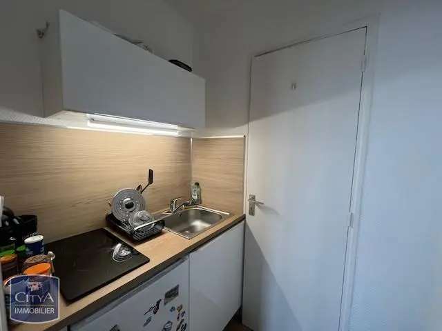 Photo 2 Appartement 1 pièce 24m²