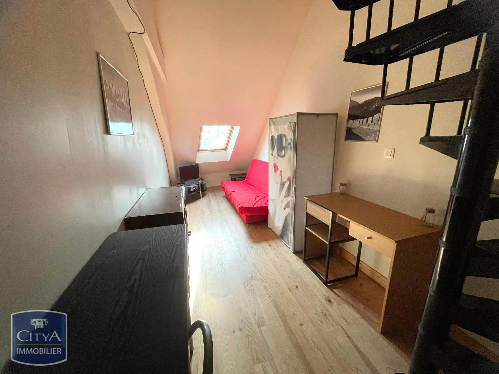 Photo 2 Appartement 1 pièce 14.15m²