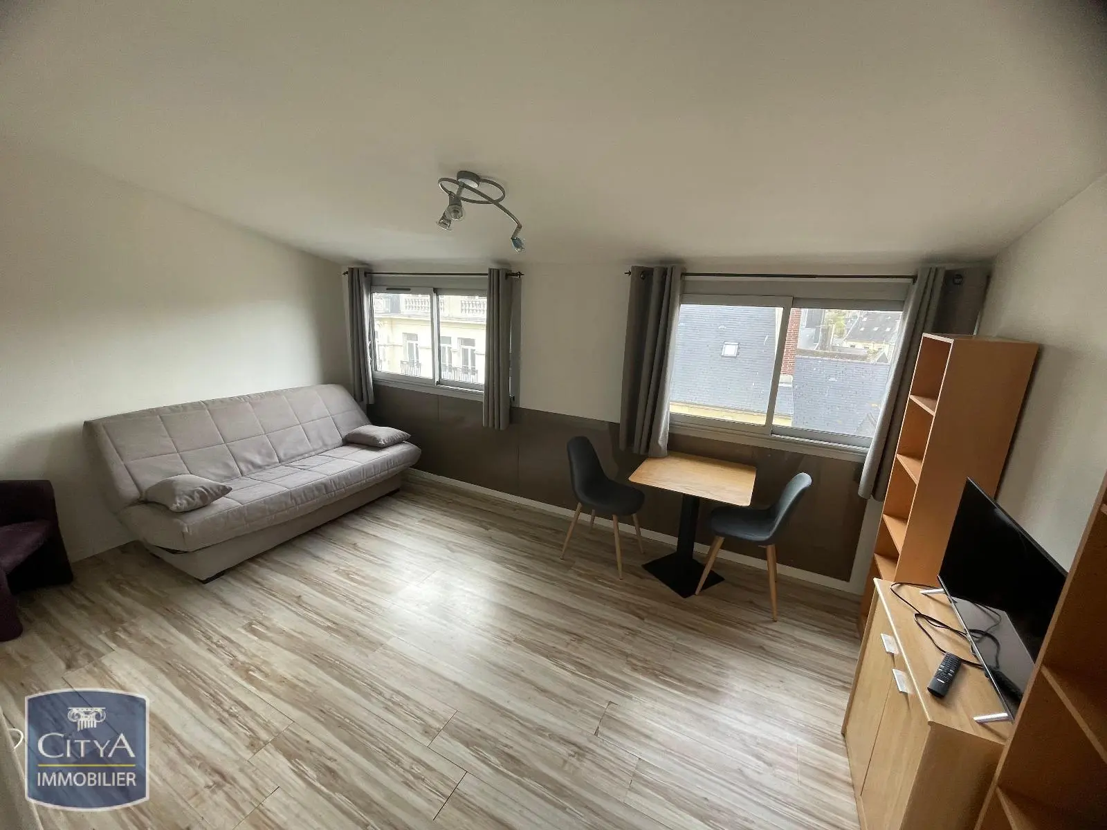 Photo 1 Appartement 1 pièce 20.35m²