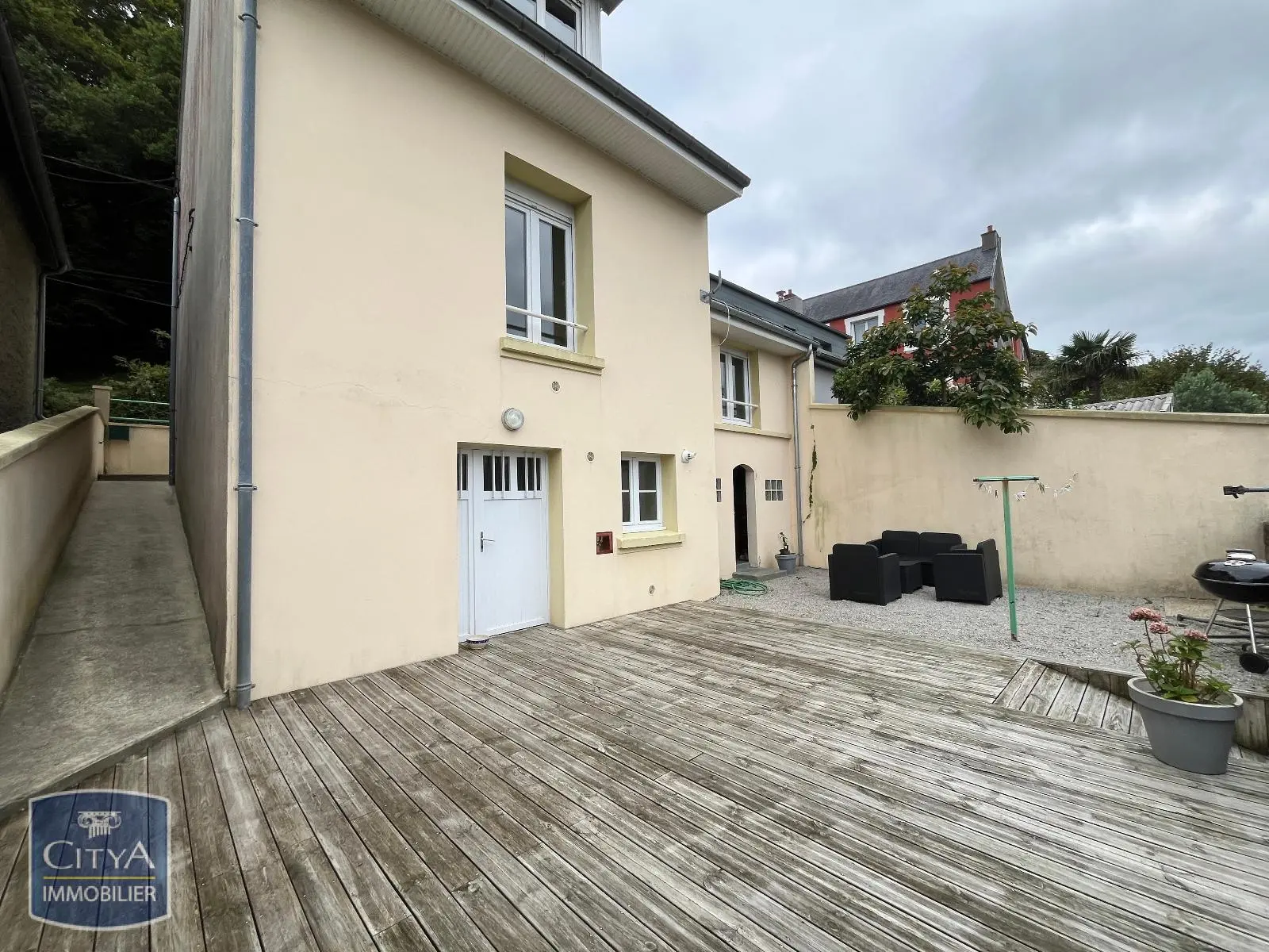 Photo 1 Maison 4 pièces 73.43m²