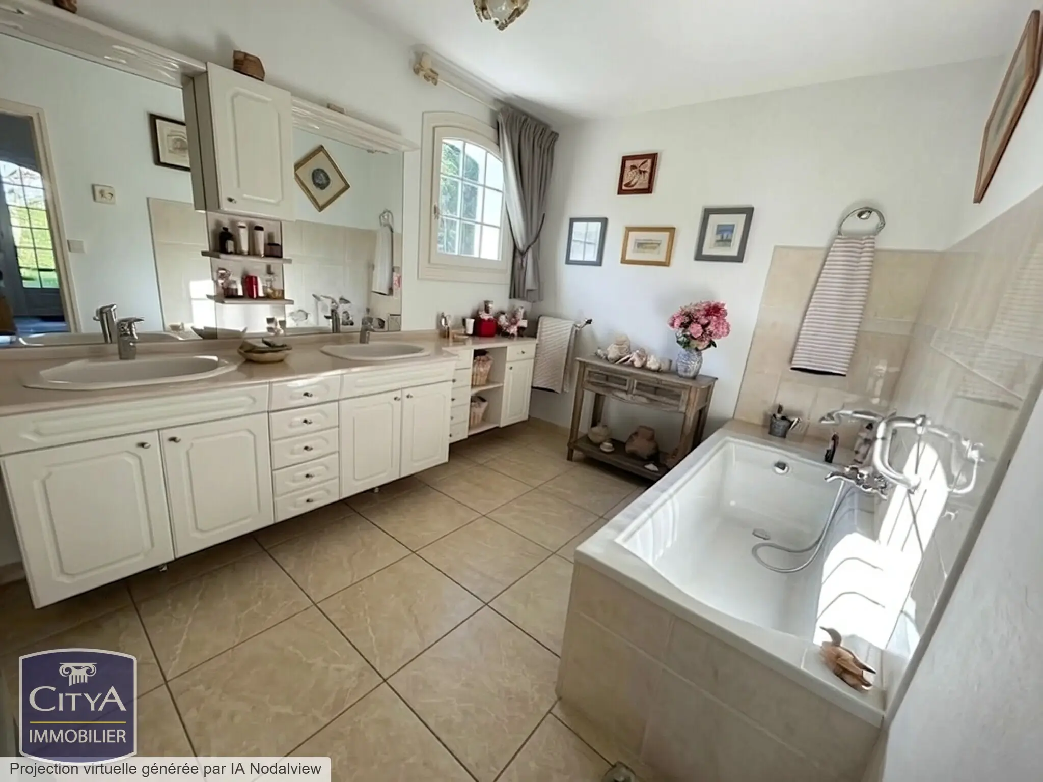 Photo 7 Maison 6 pièces 220m²