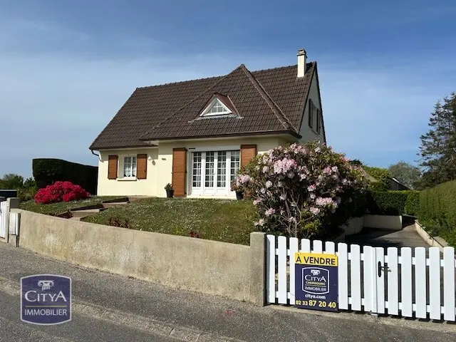 Photo 1 Maison 6 pièces 130m²
