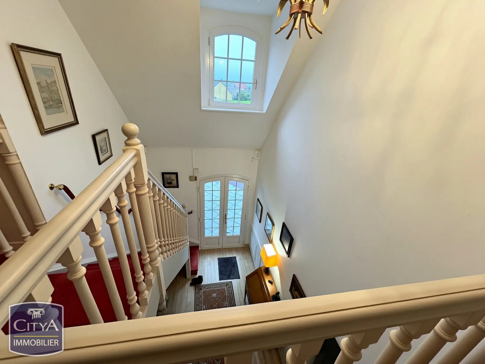 Photo 2 Maison 6 pièces 220m²