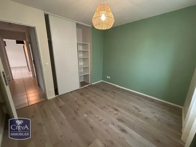 Photo 3 Appartement 4 pièces 76m²