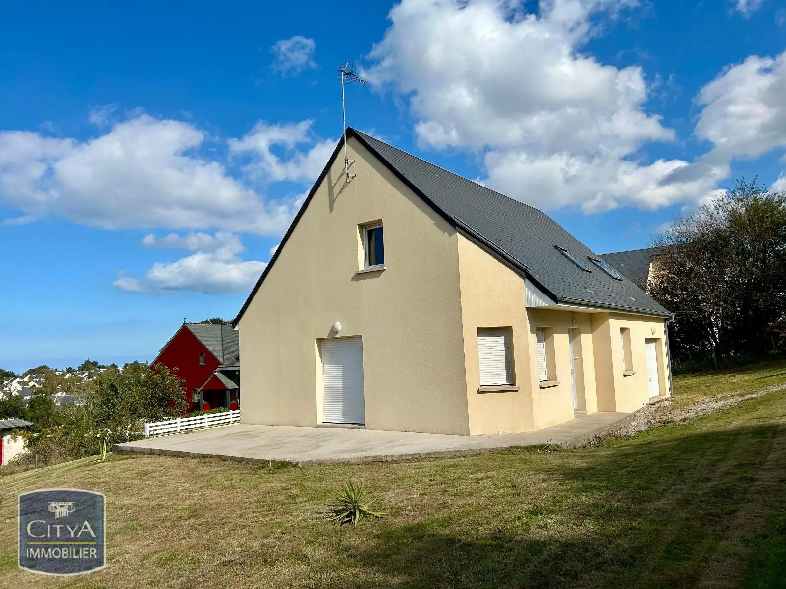 Photo 1 Maison 5 pièces 105m²