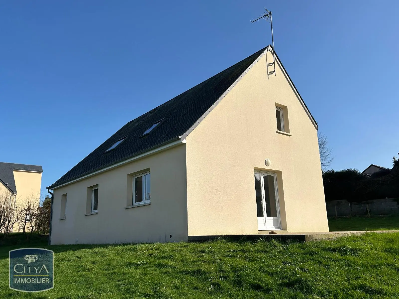 Photo 2 Maison 5 pièces 105m²