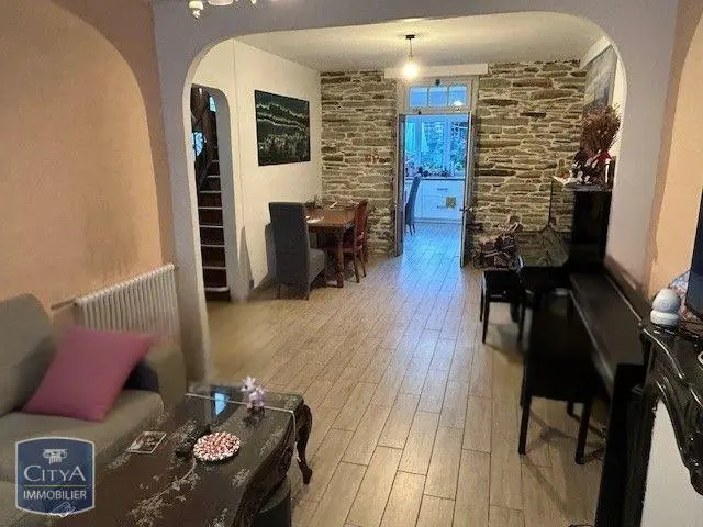 Photo 2 Maison 6 pièces 150m²