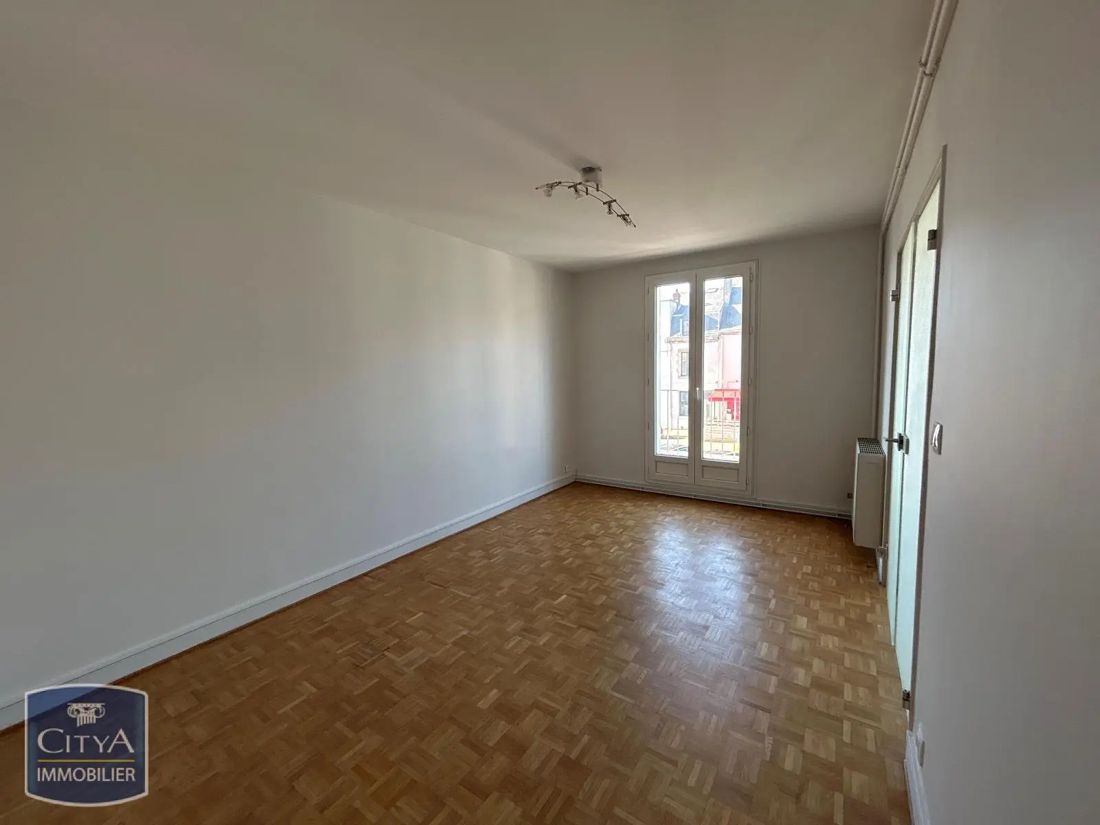 Photo 1 Appartement 5 pièces 89.9m²