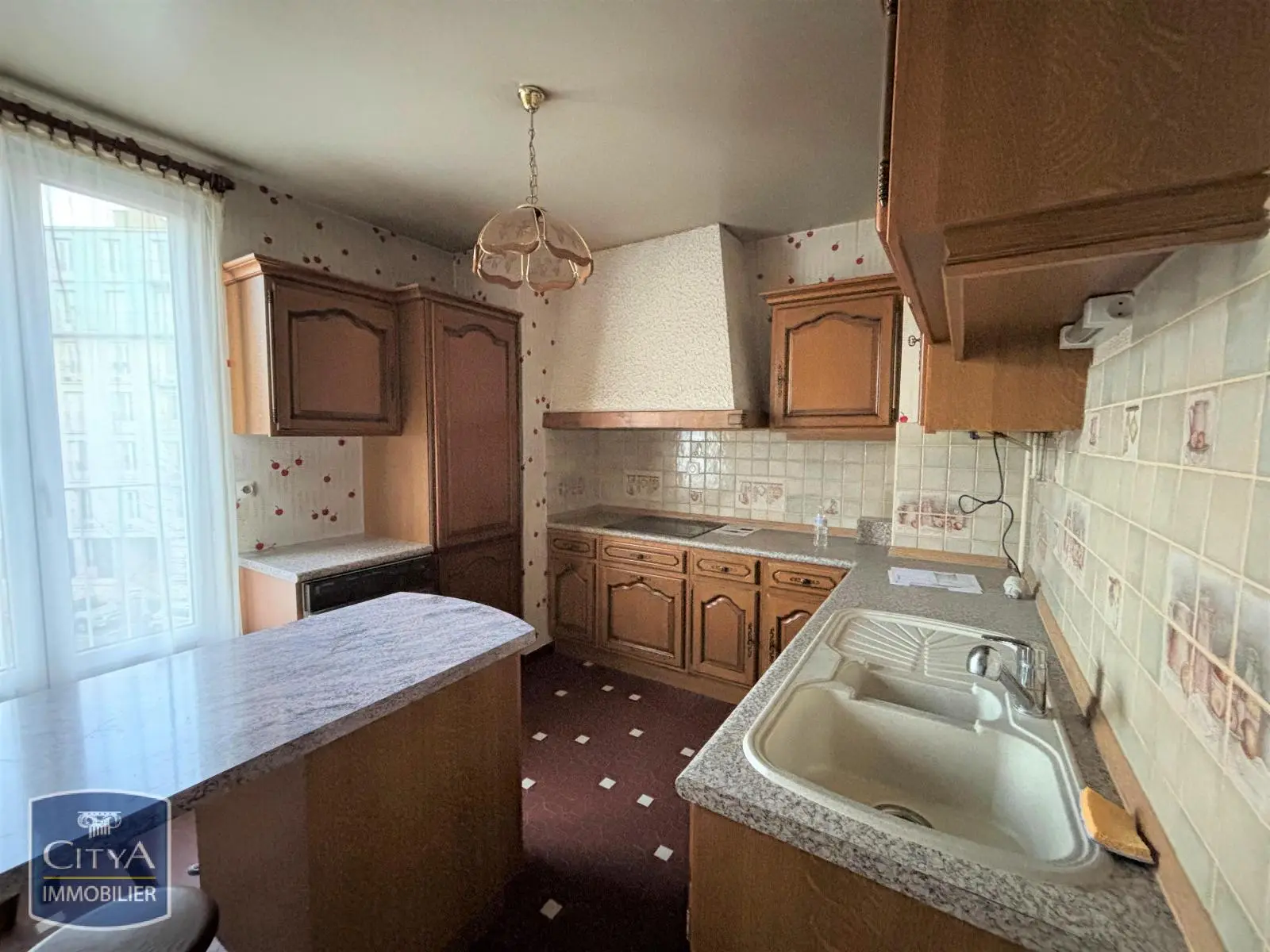 Photo 2 Appartement 4 pièces 77m²