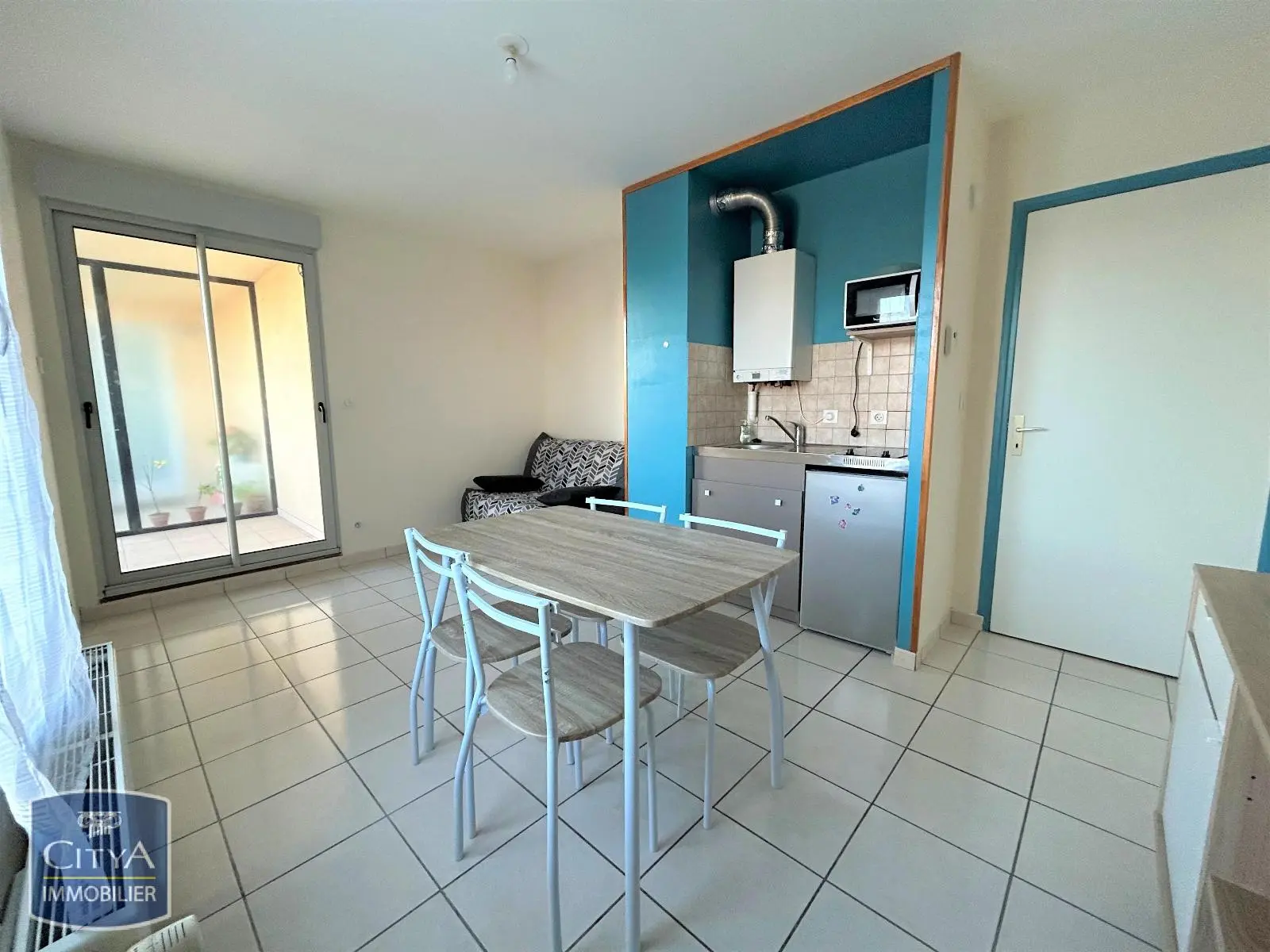 Photo 1 Appartement 1 pièce 21.65m²