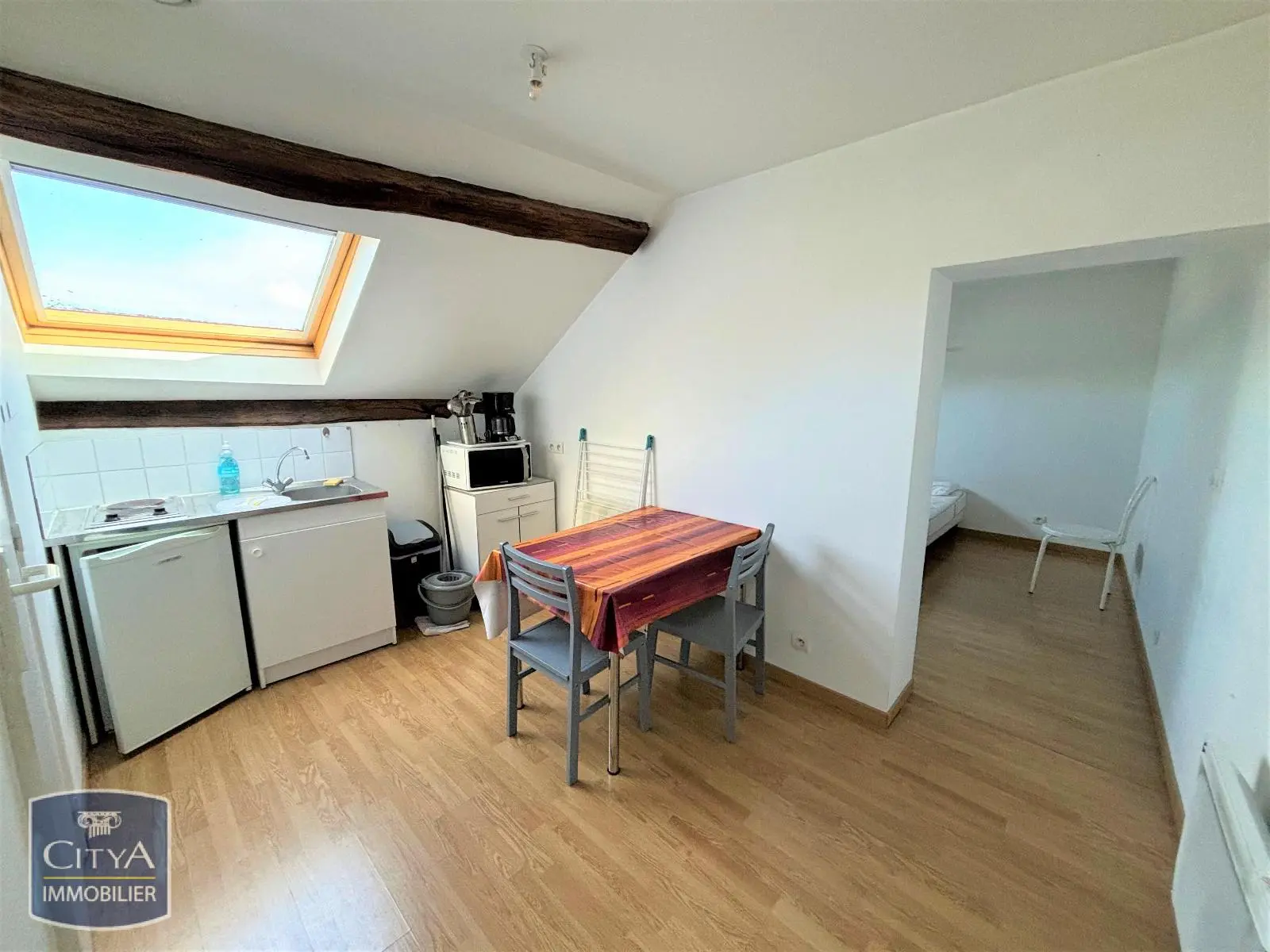 Photo 1 Appartement 1 pièce 19.41m²