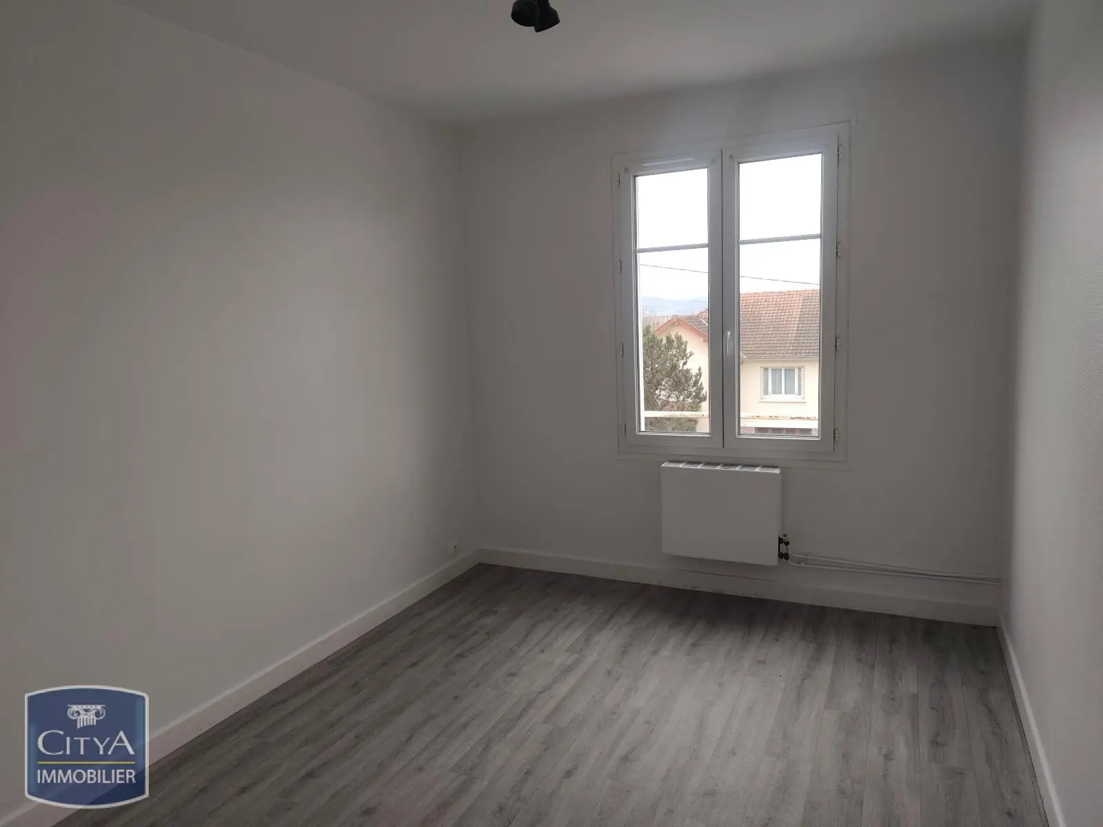 Photo 2 Appartement 4 pièces 76m²