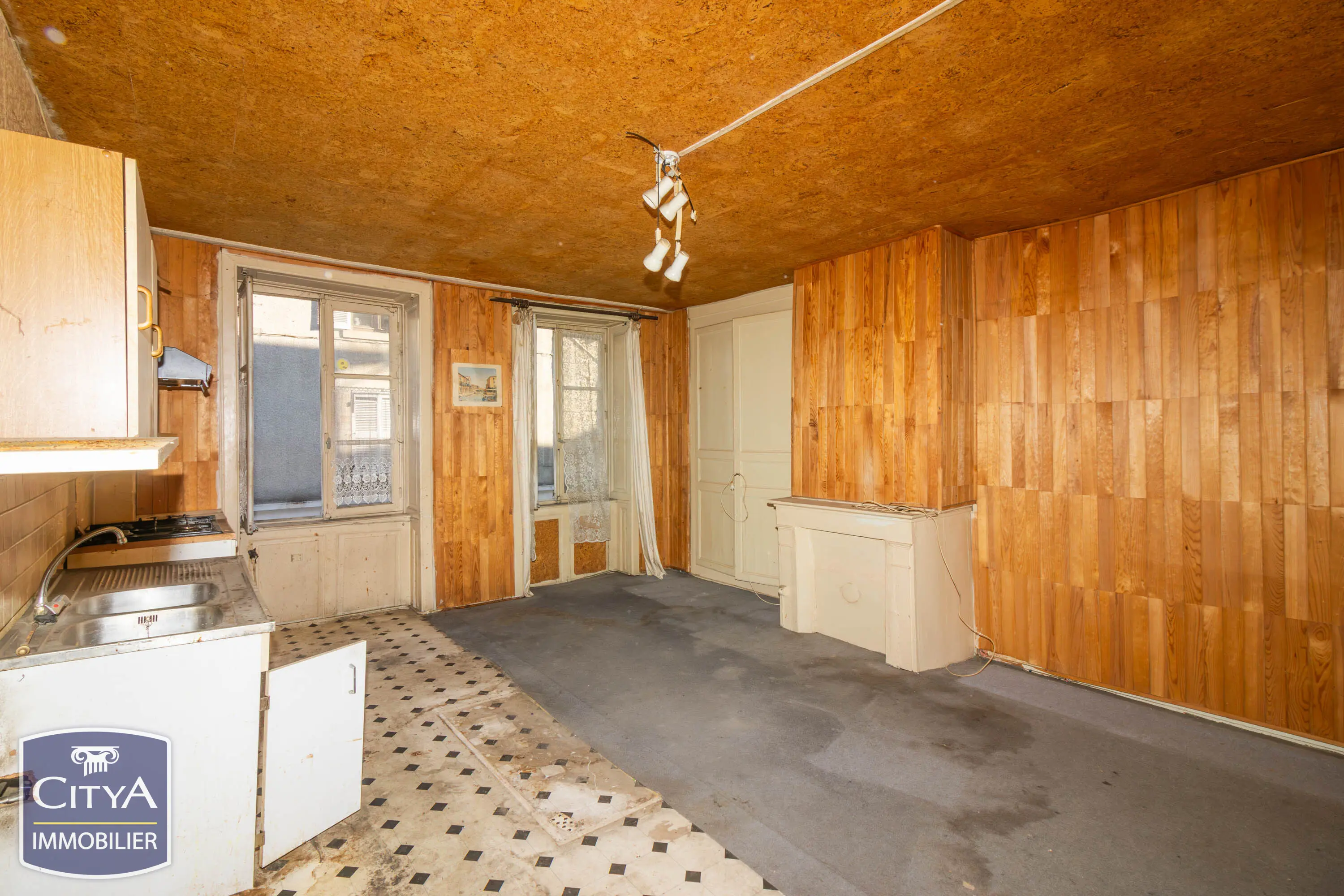 Photo 3 Immeuble 90m²
