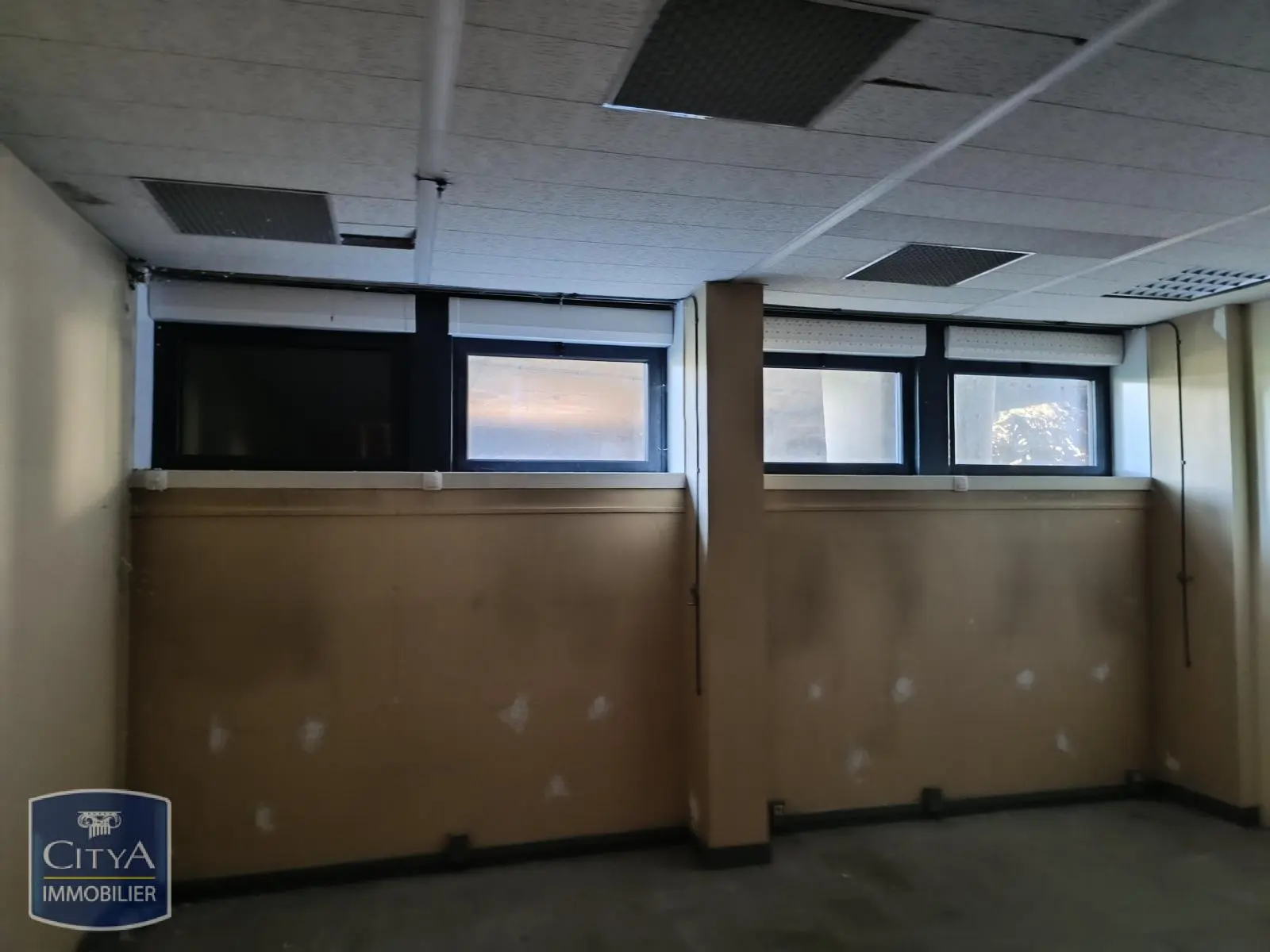 Photo 14 Local Commercial 448m²