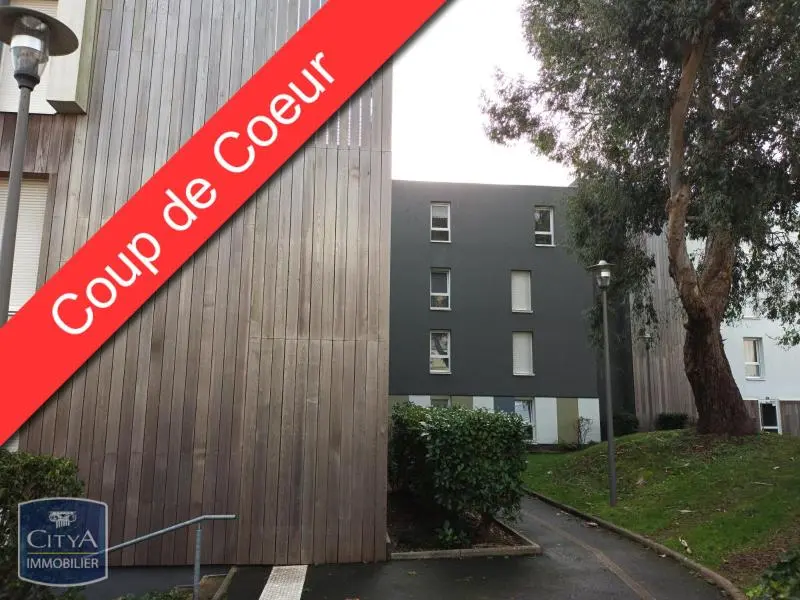 T2 DANS RESIDENCE RECENTE BREST