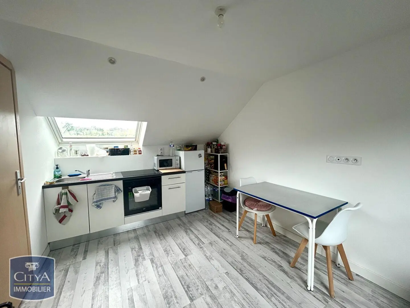 Photo 1 Appartement 1 pièce 13.41m²