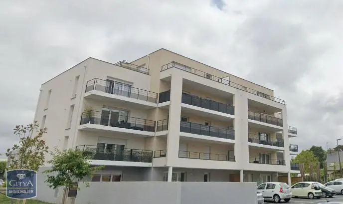 Photo 1 Appartement 1 pièce 30.72m²