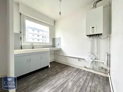 Photo 1 Appartement 1 pièce 28.14m²