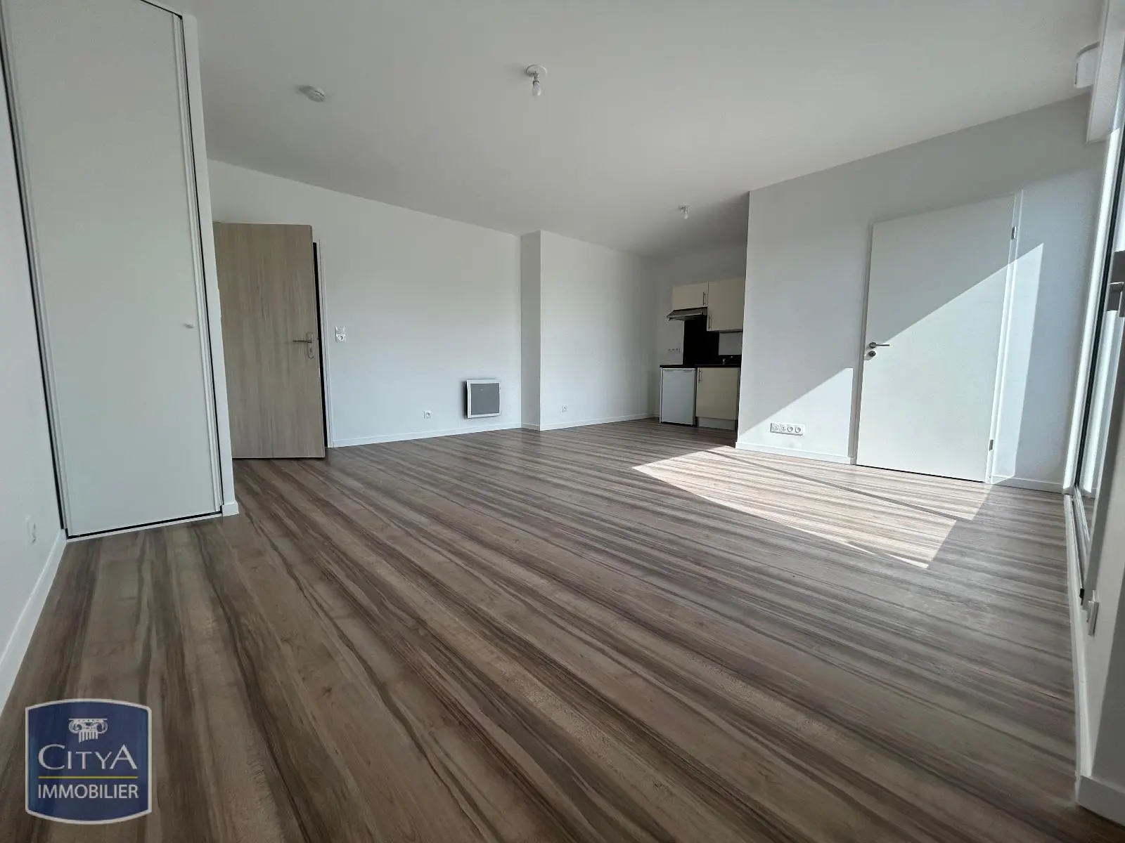 Photo 2 Appartement 1 pièce 34.64m²