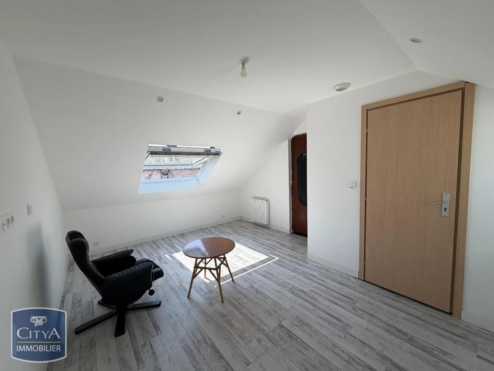 Photo 1 Appartement 1 pièce 17.49m²