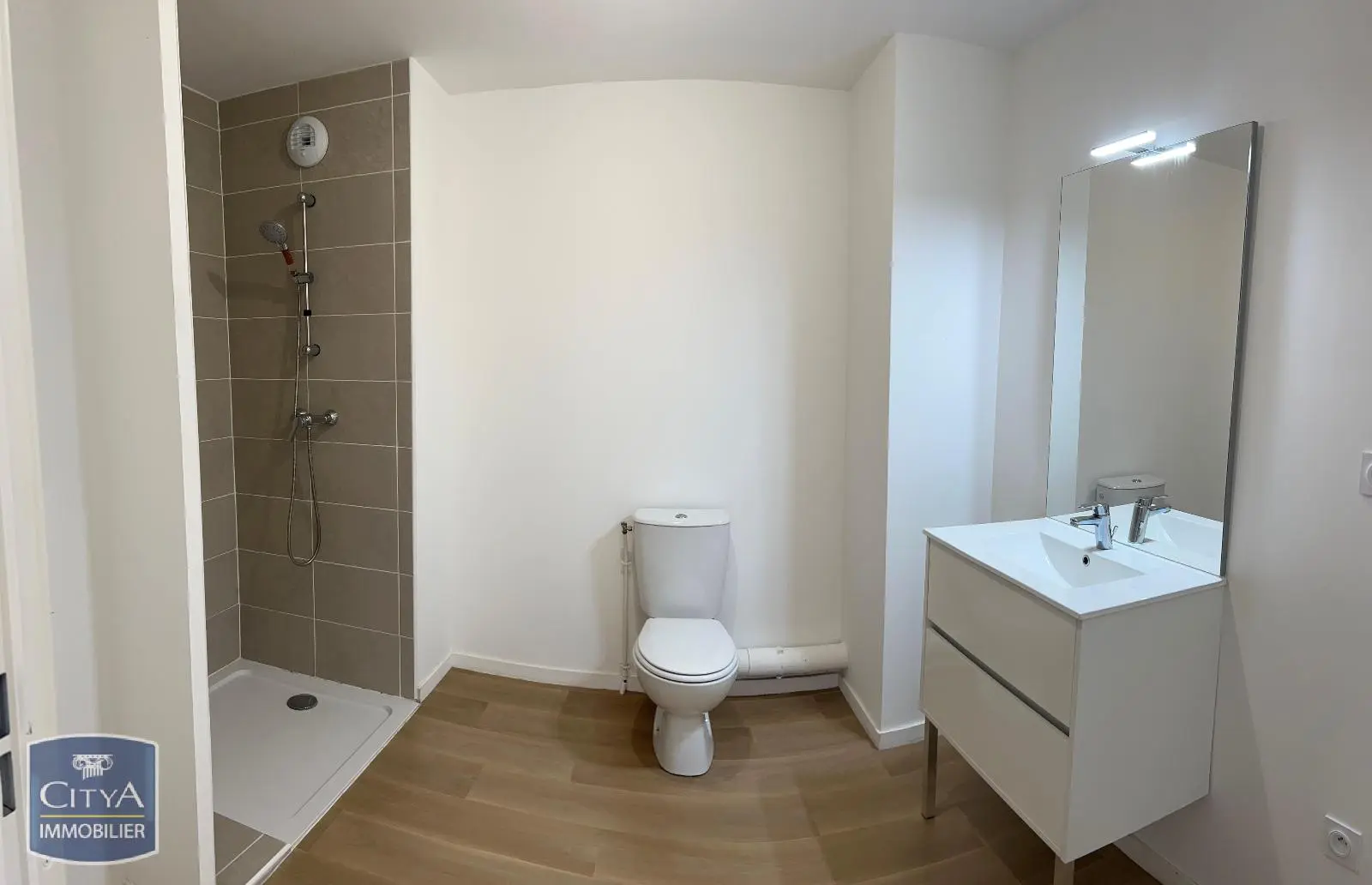 Photo 3 Appartement 1 pièce 32.37m²