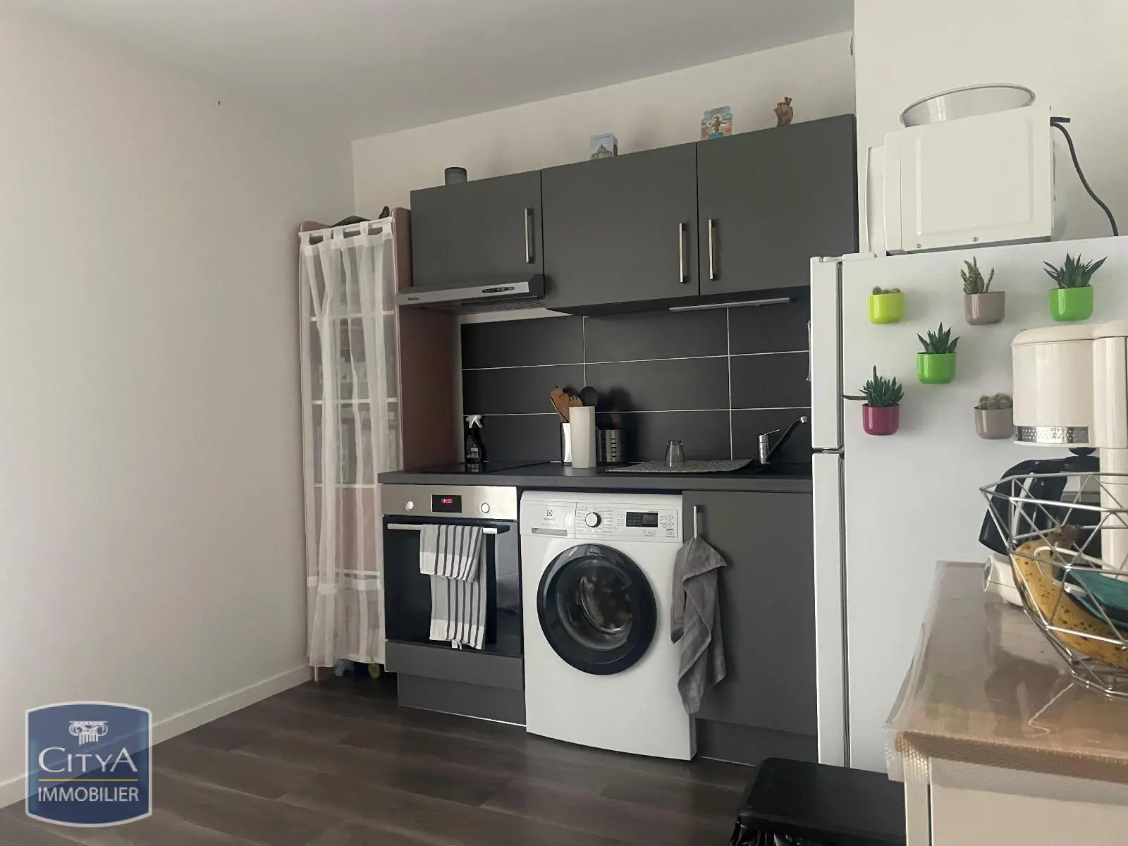 Photo 2 Appartement 1 pièce 29.15m²