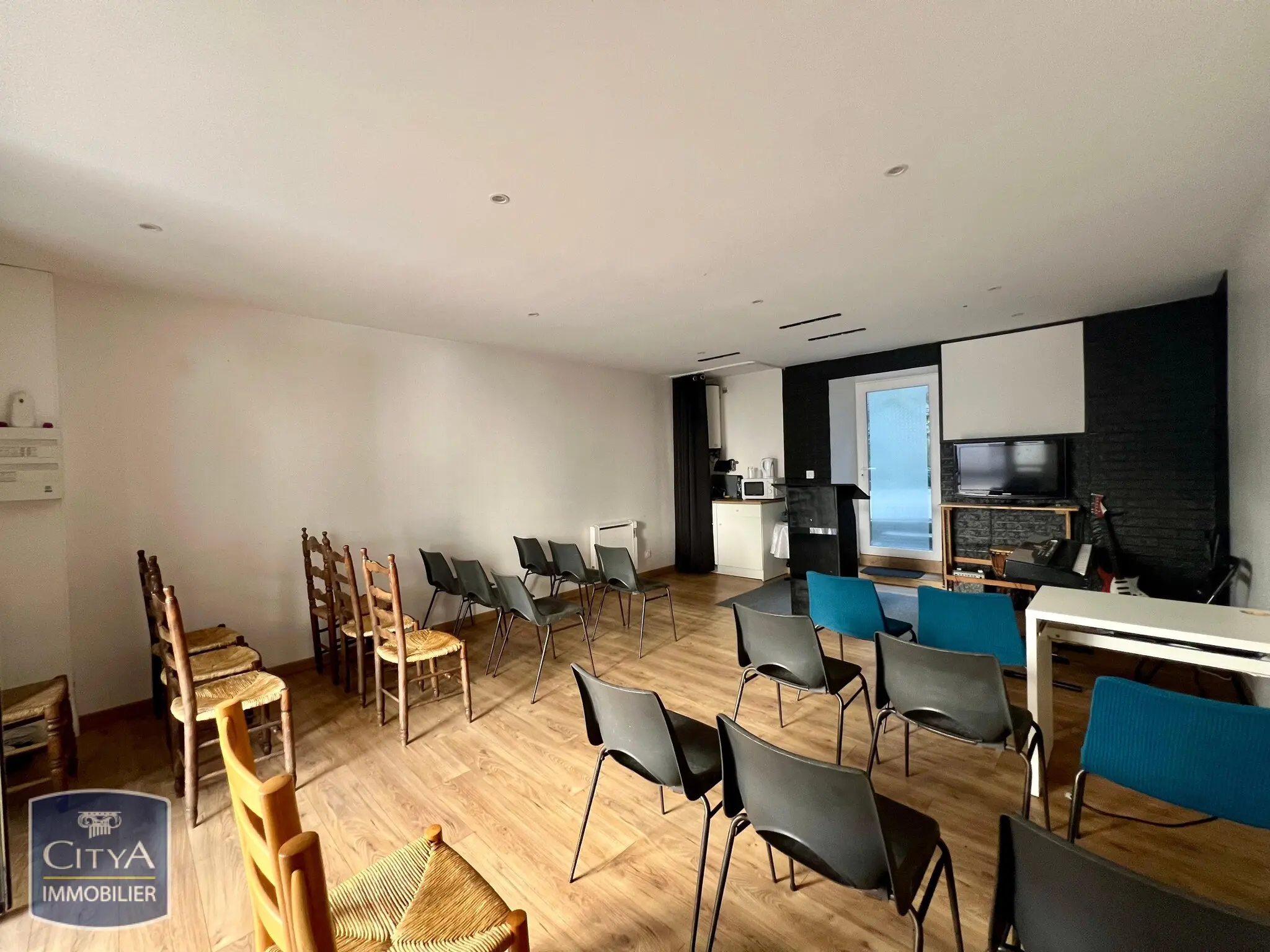 Photo 1 Local Commercial 28.72m²