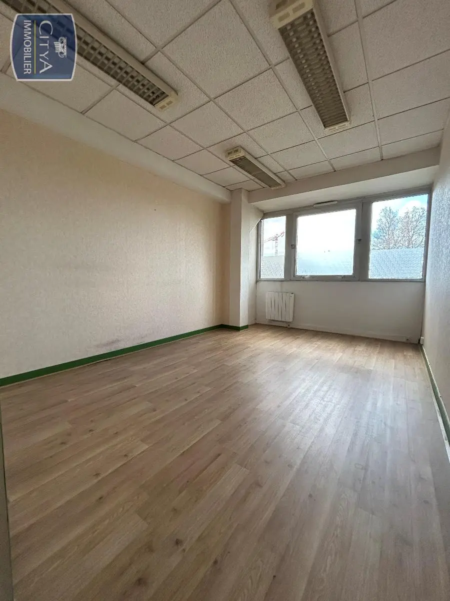 Photo 4 Local Commercial 96m²