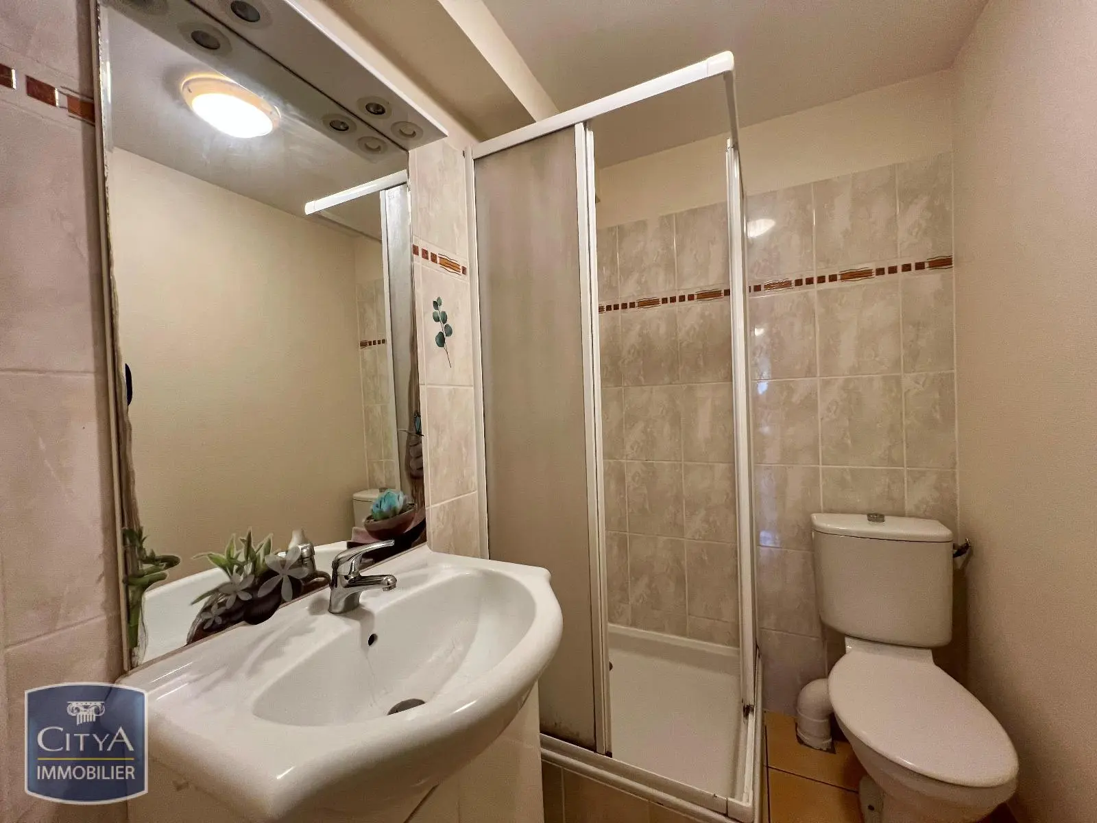 Photo 4 Appartement 1 pièce 16.96m²