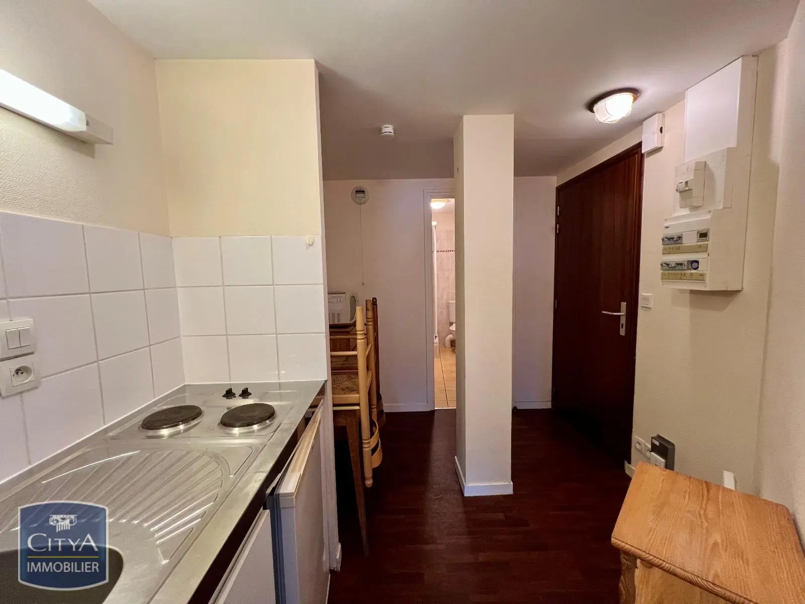 Photo 3 Appartement 1 pièce 16.96m²