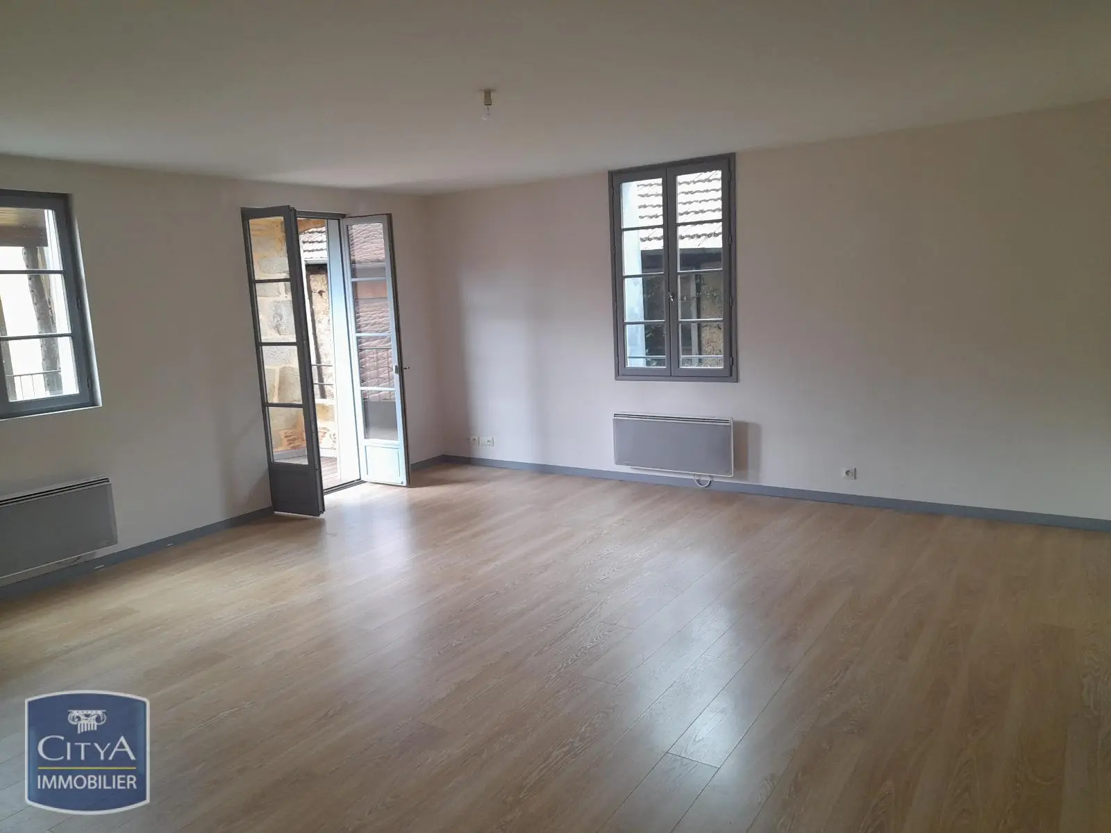 Photo 1 Appartement 3 pièces 74m²
