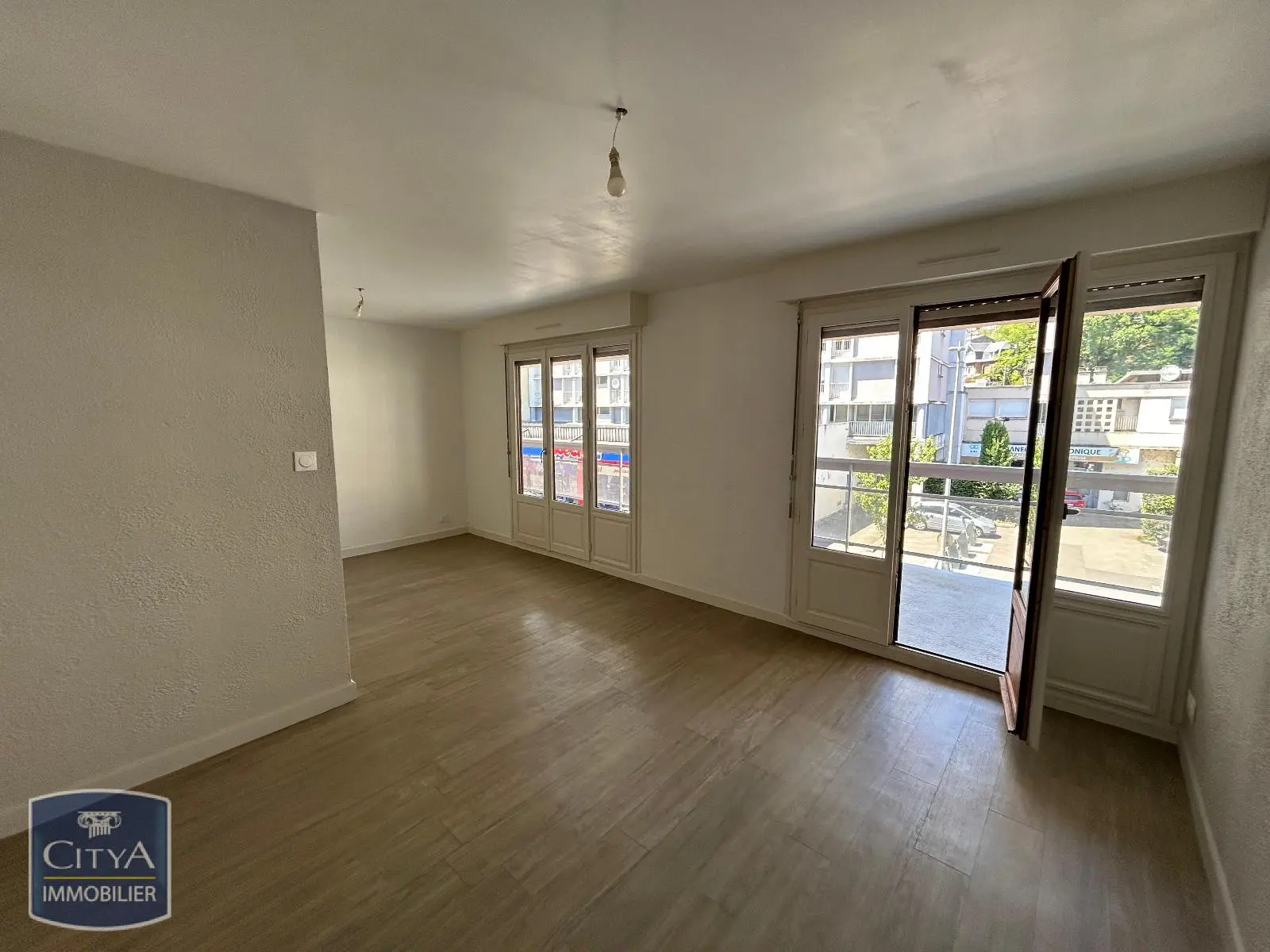 Photo 3 Appartement 5 pièces 80.46m²
