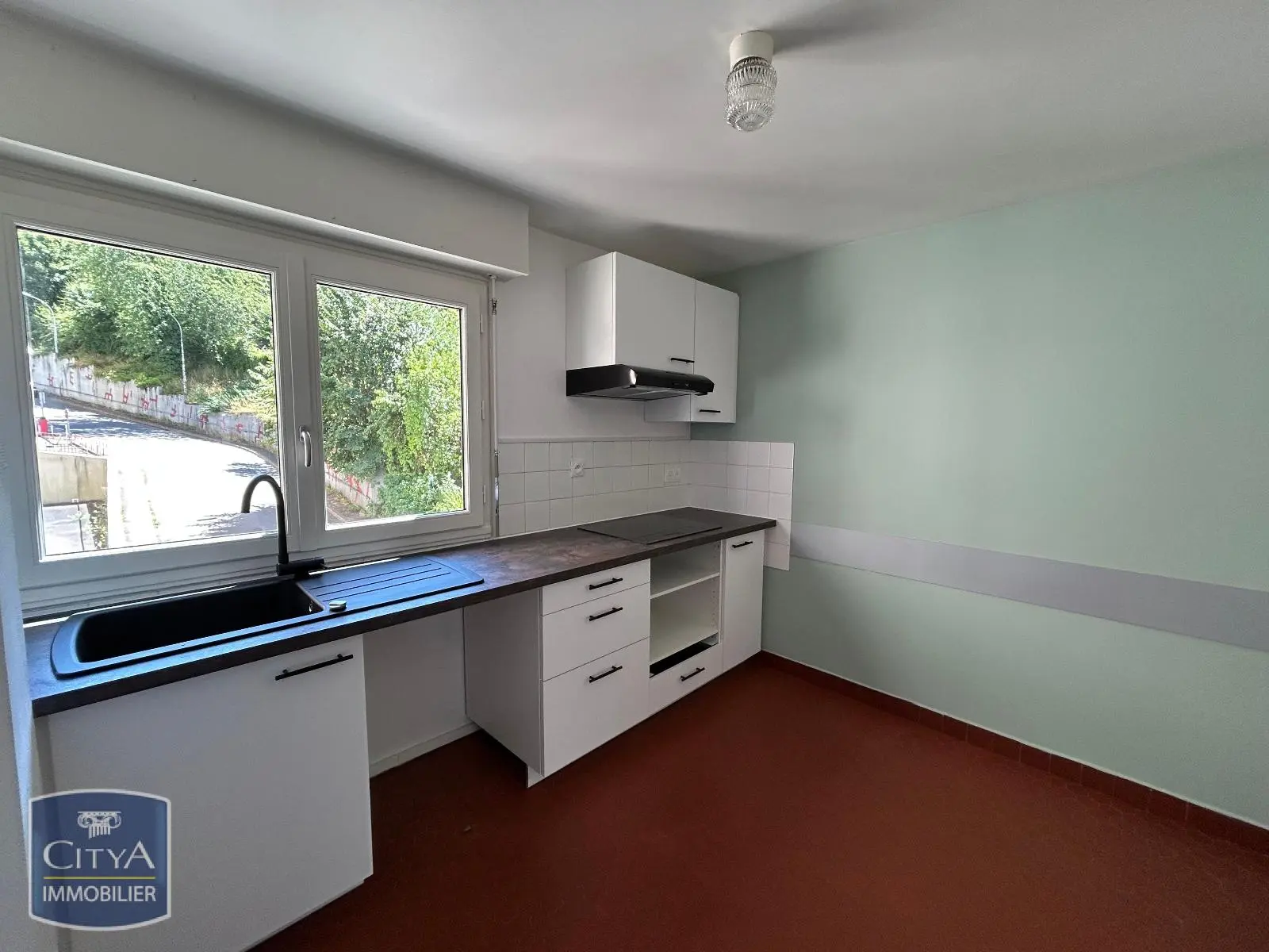 Photo 1 Appartement 5 pièces 80.46m²