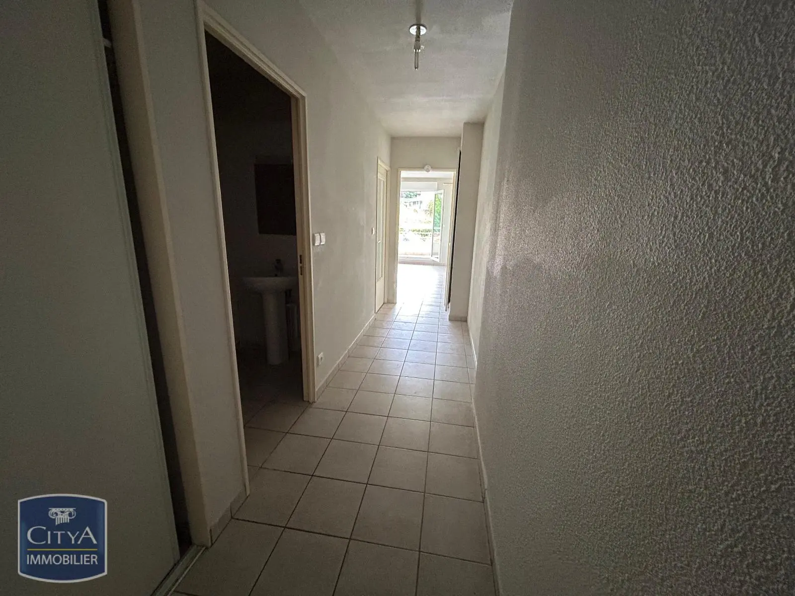 Photo 1 Appartement 1 pièce 35.77m²