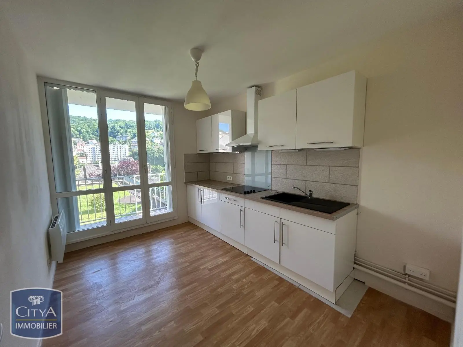 Photo 2 Appartement 1 pièce 43.4m²