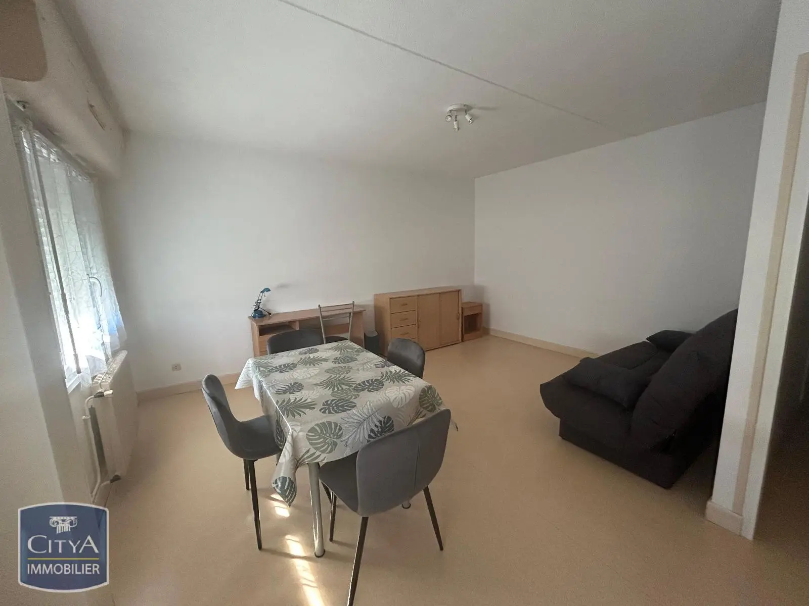 Photo 1 Appartement 1 pièce 25.98m²