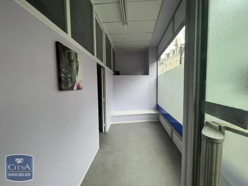 Photo 1 Local Commercial