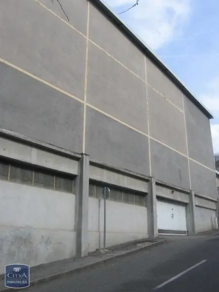Photo 2 Parking