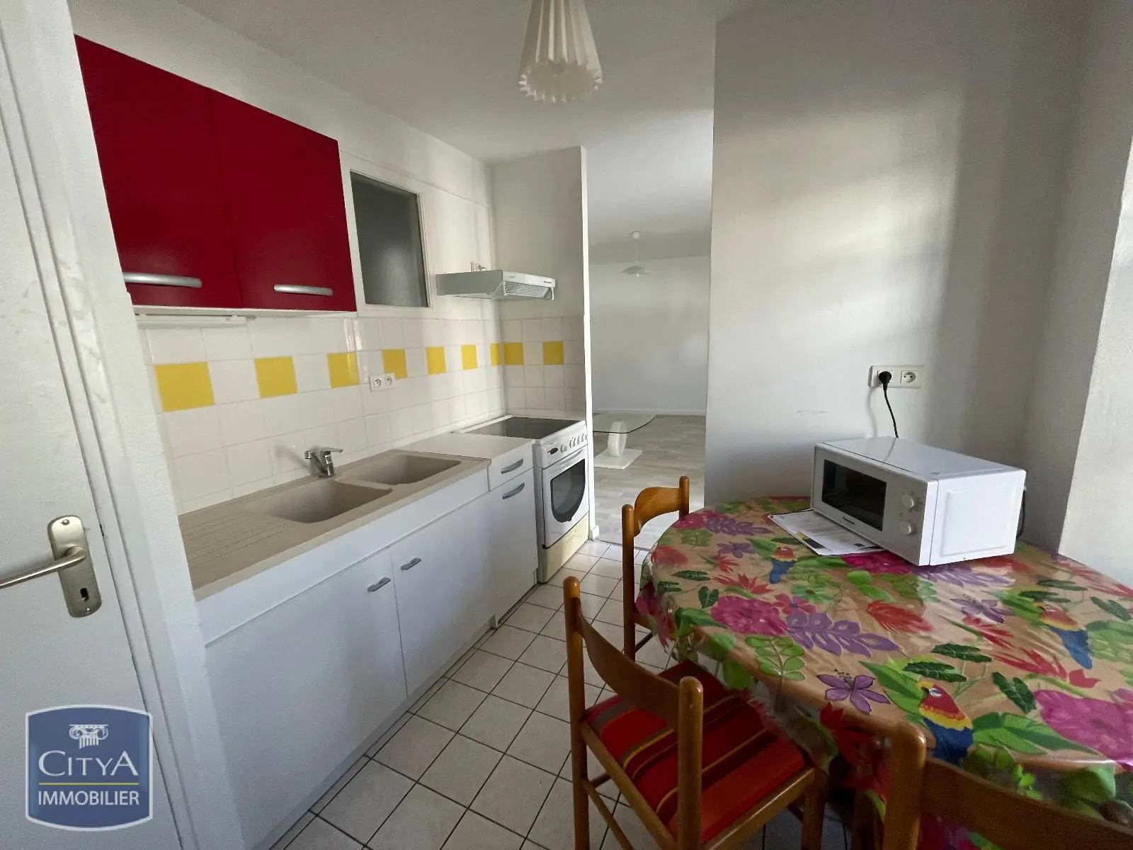 Photo 3 Appartement 1 pièce 31.23m²