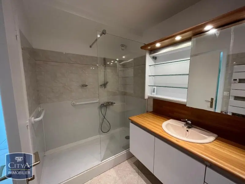 Photo 8 Appartement 4 pièces 85.75m²