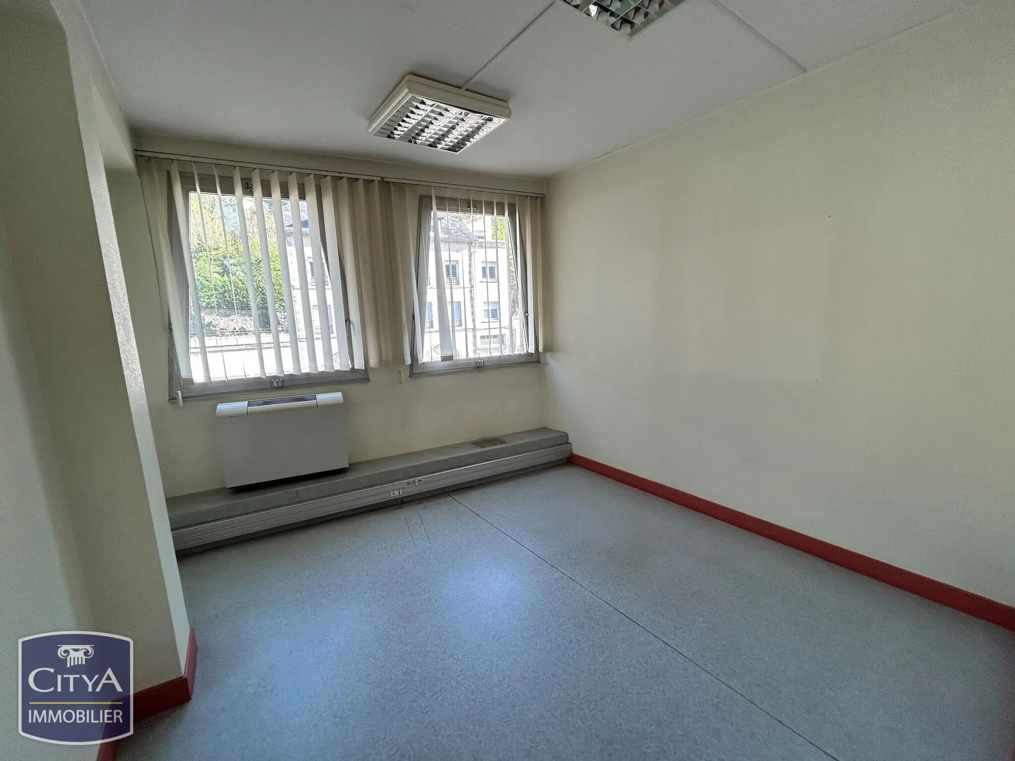 Photo 17 Local Commercial 836m²
