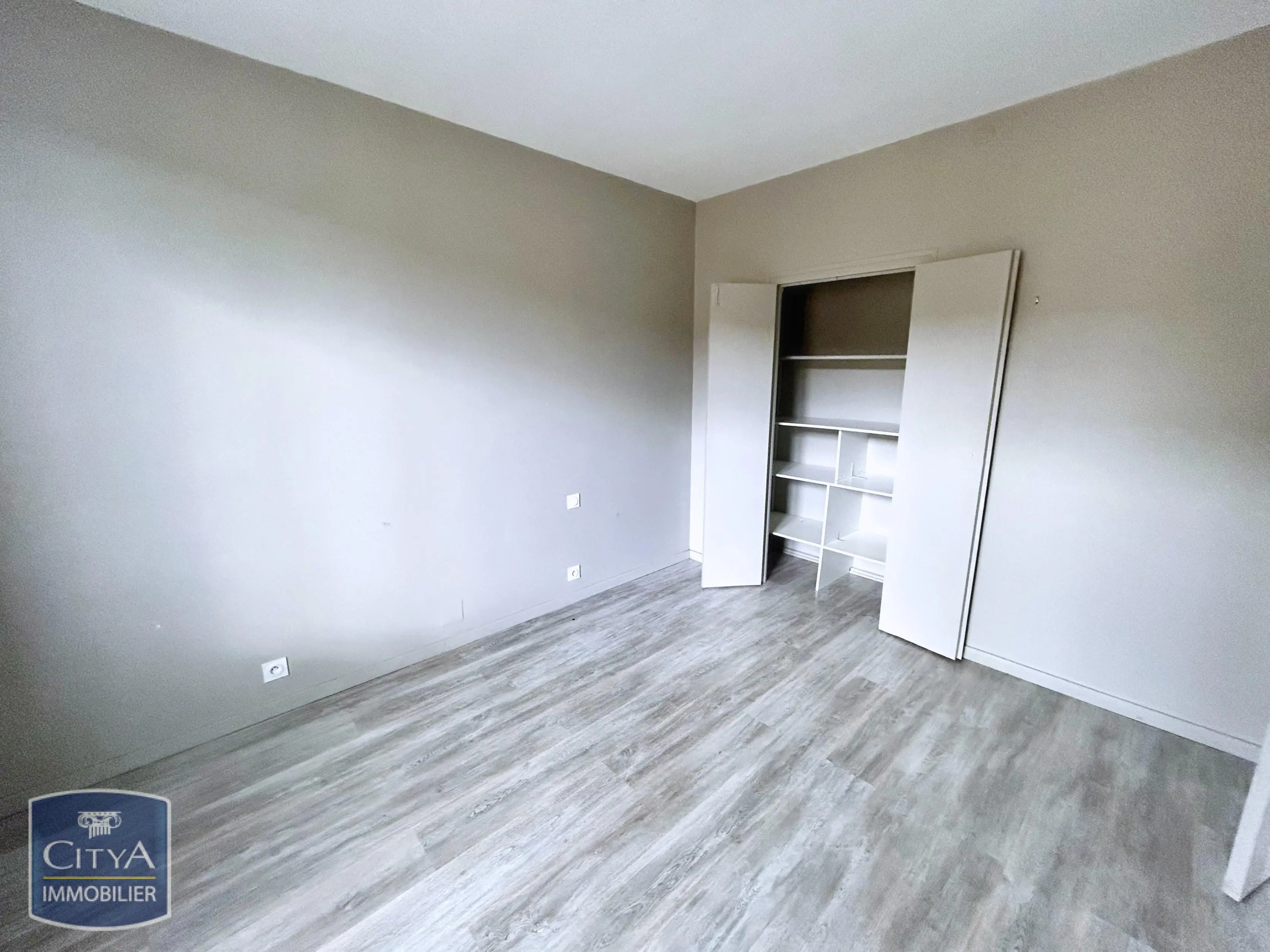 Photo 6 Immeuble 390m²