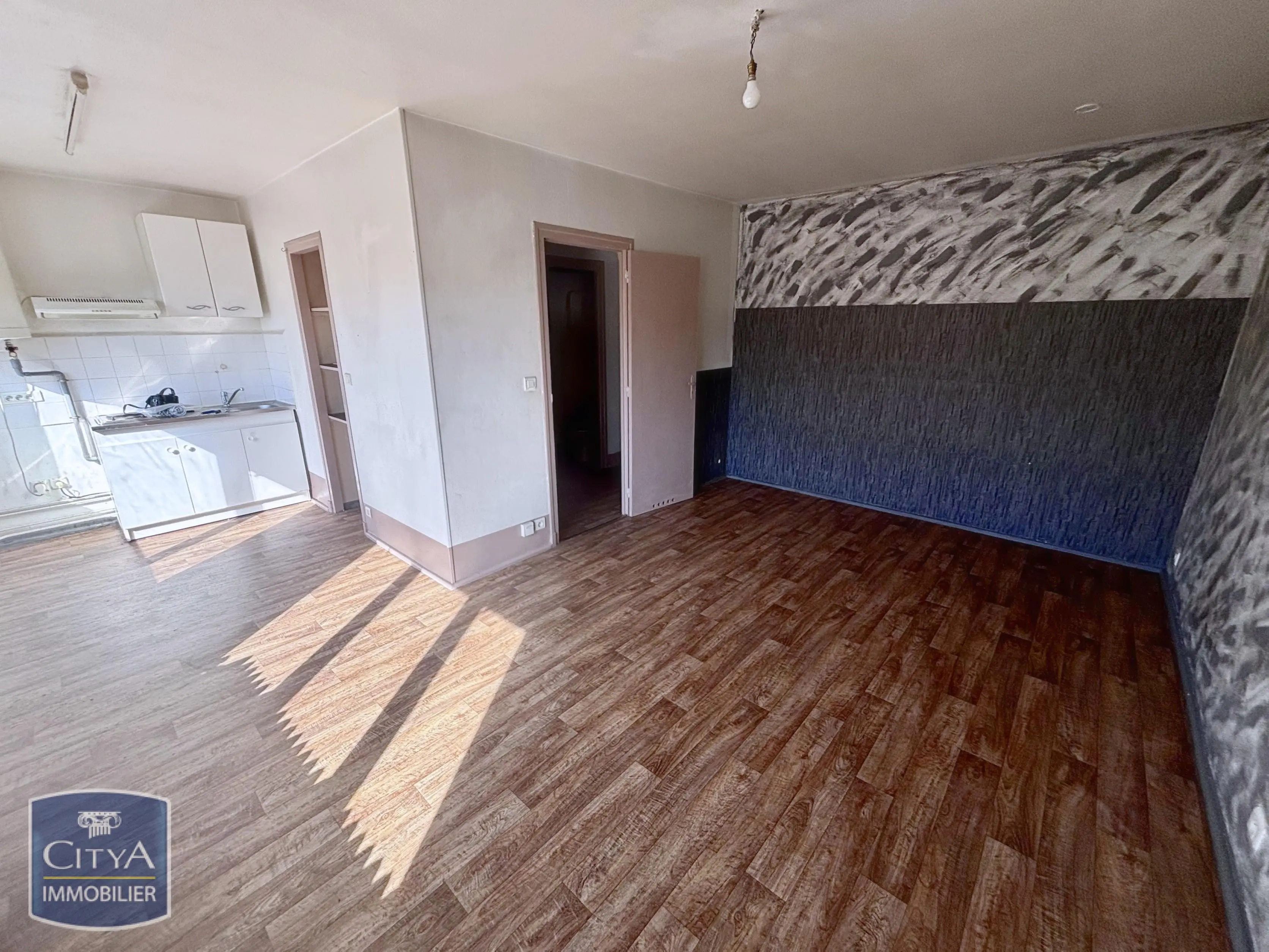 Photo 2 Appartement 1 pièce 30.29m²