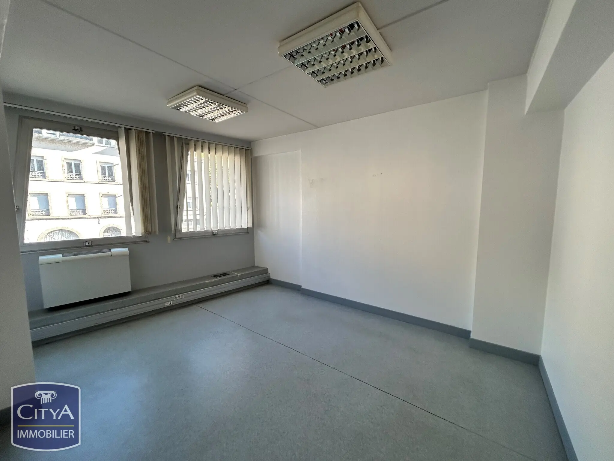 Photo 8 Local Commercial 836m²