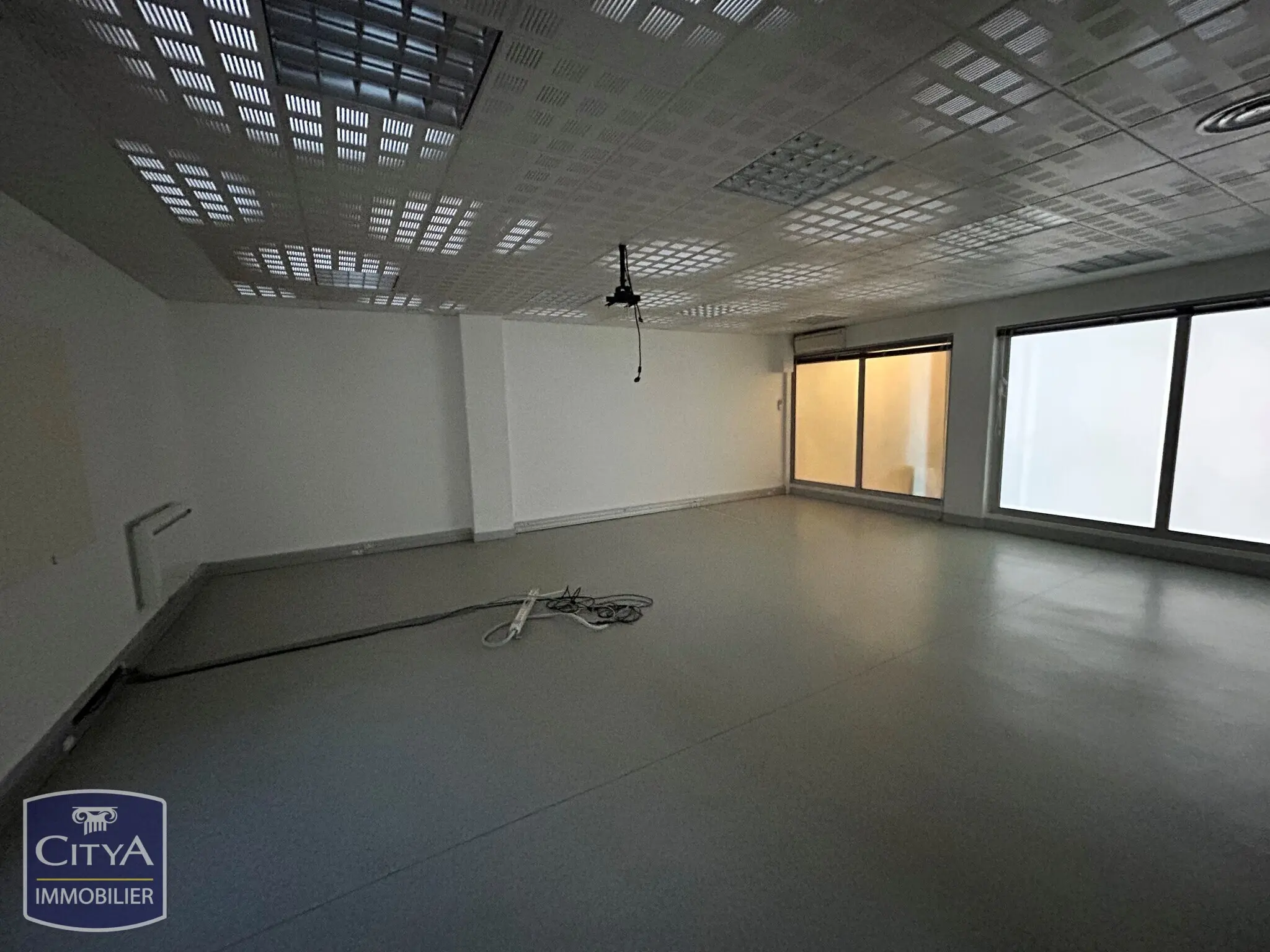 Photo 15 Local Commercial 836m²