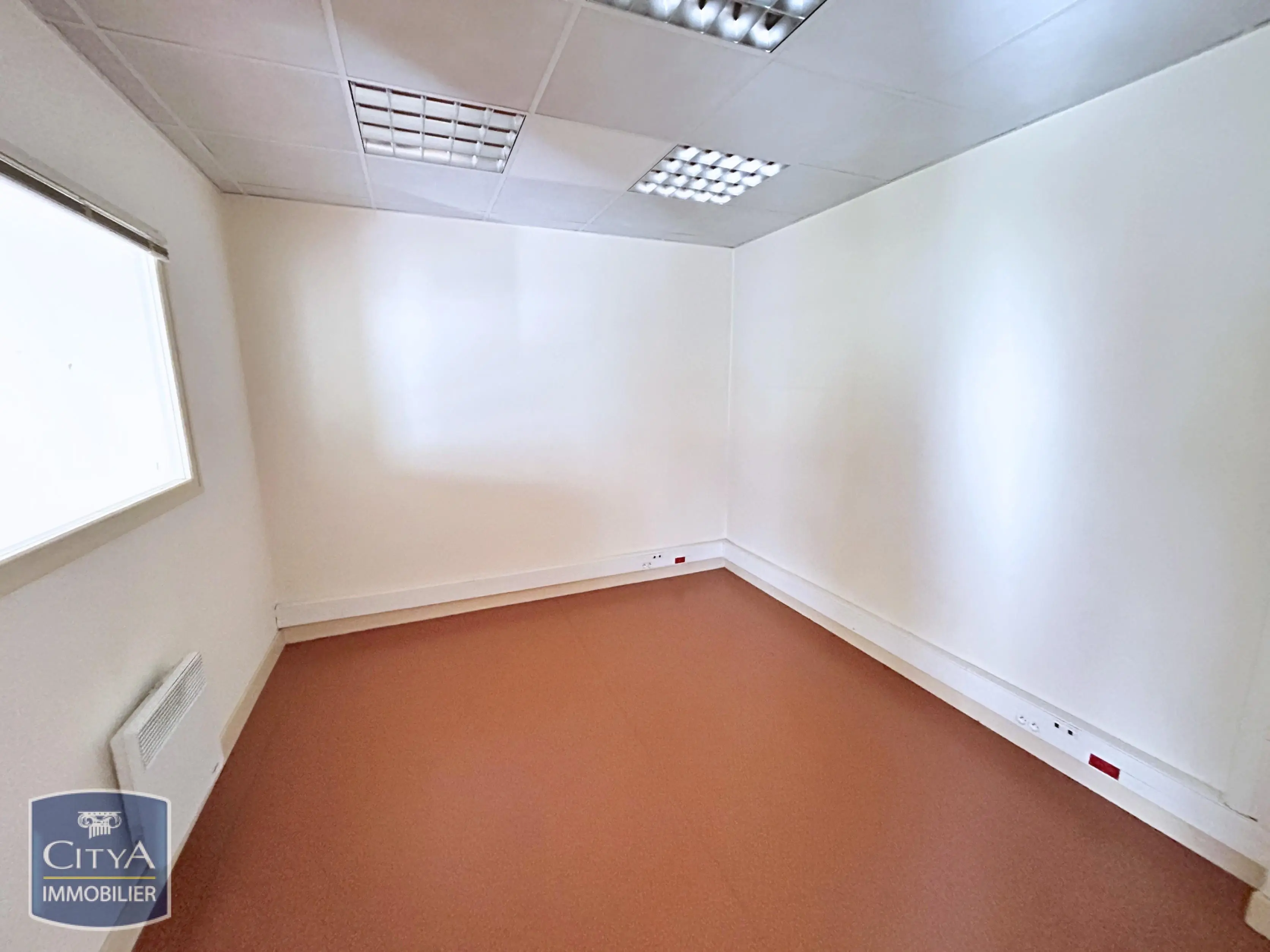 Photo 4 Local Commercial 65.23m²