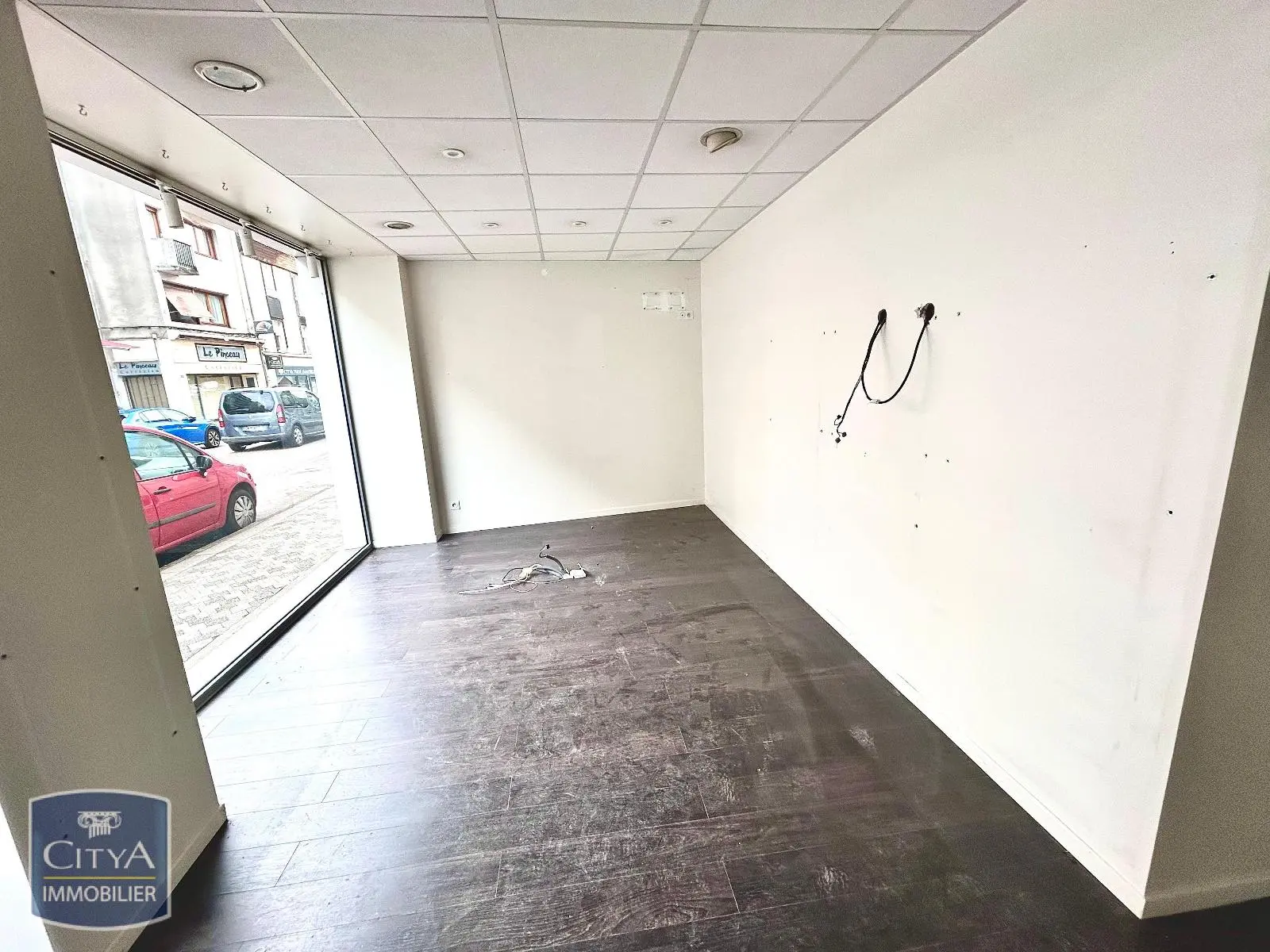 Photo 2 Local Commercial 124.5m²