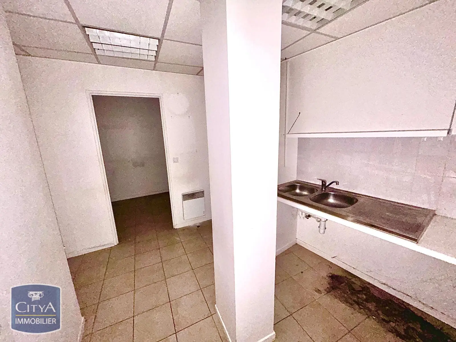 Photo 7 Local Commercial 124.5m²